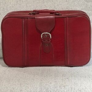 Vintage 1960-1970’s Red/Burgundy Vinyl Suitcase